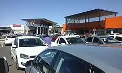 Boitumelo Junction Einkaufszentrum in Dr. Phakathirylaan, Thabong