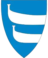 Blaues Wappen mit zwei Bootsenden