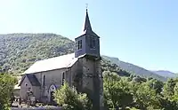 Kirche Saint-Pierre im Dorf Hèchettes