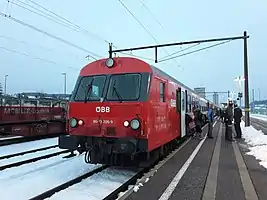 Ein Regionalexpress nach Graz Hbf im Bahnhof Feldbach