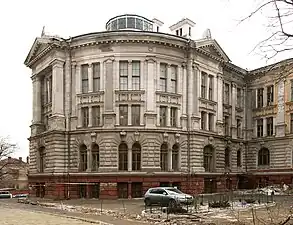 Hauptgebäude