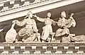 Linke Giebelfiguren