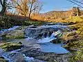 Wasserfall des Mschanez beim Dorf