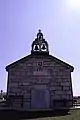 Der Eingang der Kirche