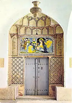 Portal der Sankt-Georg-Kirche
