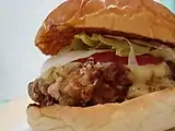 „Burger“ mit Hühnchen-Karaage, 2008
