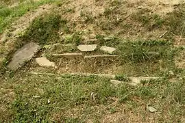 Maeyama Kofun A100 Steinsarg aus Steinplatten