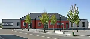 Empfangsgebäude des Bahnhofs Geldern (2020).