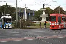 GT-E (Front- und Heckansicht) am Hauptbahnhof
