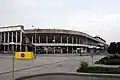 Außenansicht; das Strahov ist nicht höher als ein heutiges mittelgroßes Stadion