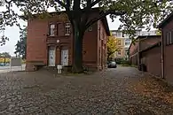 Nr. 3: Eingangsseite, Hof