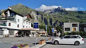 Strassenscheitel mit Blick nach Nordwest