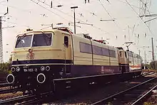184 003 bei einer Fahrzeugparade