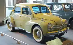 Hino Renault 4CV (1962)