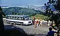 Halt des Reisebusses bei einer Rumänienrundfahrt auf der Straße nach Poiana Brasov