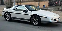 Pontiac Fiero (1985)