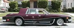 Stutz Victoria (1985) mit den für dieses Modell untypischen Sidepipes