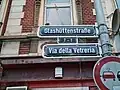 Deutsch-italienisches Straßenschild in Düsseldorf