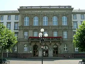 Justus-Liebig-Universität