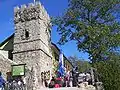 Höllensteinhaus mit Julienturm
