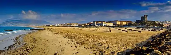 Blick auf Tarifa vom Kap Punta Tarifa