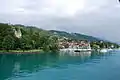 Schloss Hünegg und Dorf