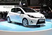 Toyota Yaris Hybrid Synergy Drive(2012–2014)