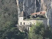 Dieses Bauwerk zeugt von einstigen Troglodyten.