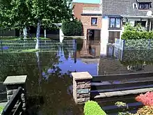Die Straße am Schwalbenberg in Lachtehausen am 28. Mai, mittags