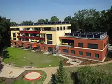 Sonnenhaus mit 17 Wohneinheiten, erbaut 2014