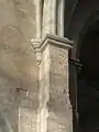 Römischer Bogenansatz neben einem Pfeiler