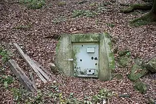 Verschlossener Zugang zur Höhle