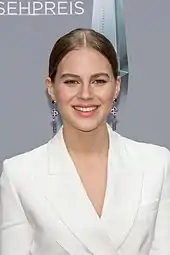 Alicia von Rittberg spielt Ida Lenze