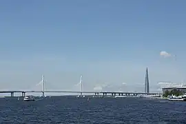 Die Wantonyy-Brücke neben der Gazprom-Arena