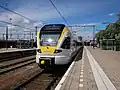 Zug des grenzüberschreitenden Maas-Wupper-Expresses am Bahnhof (2019)