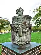 Hermes auf dem Flügelrad, die Steinfigur war seit 1935 Bestandteil des Bonner Rheinuferbahnhofs