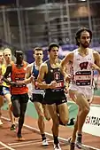 Morgan McDonald (weißes Trikot)Rang sieben in 13:30,73&nbsp;min