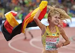 Überraschend wurde Konstanze Klosterhalfen nach ihrem vierten Platz über 10.000&nbsp;Meter Europameisterin über 5000&nbsp;Meter
