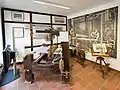Heimathaus Antonius (Raum 1: historischer Webstuhl)