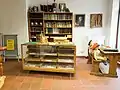 Heimathaus Antonius (Raum 1: Literatur, Schulbank etc.)