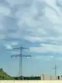 Erneuerter Mast bei Göttingen, dem Originalbild nachempfunden.