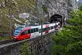 4023.011 als Zug R 6487 bei der Ausfahrt aus dem Weinzettelwandtunnel am 23.&nbsp;Mai 2017