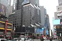 Fassade am Broadway und 50th Street