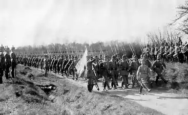 Geburtstagsparade bei Pontoise