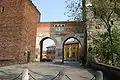 Pusteria di Sant'Ambrogio; Die aus 1939 stammende "Rekonstruktion" eines mittelalterlichen Stadttors
