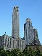 Fertiggestellter Turm im August 2016, gesehen vom WTC