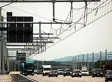 Test­strecke für Ober­leitungs-LKW zwischen Langen­/Mörfelden und Weiter­stadt