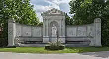 Reliefs beim Grillparzerdenkmal im Volksgarten (1889)
