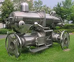 Edelstahl-Lokomotive Aachen