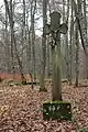 1910 von Johann Göbel gestiftetes Wegekreuz auf dem Beurenkern rechts am Feldweg